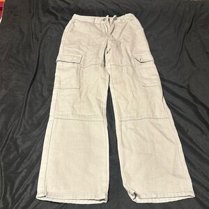 Light grey cargo pants